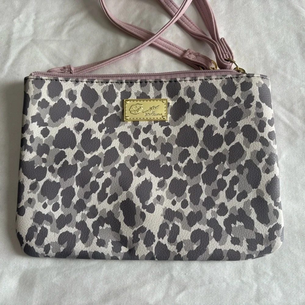 LUV BETSEY Betsey Johnson Wristlet Crossbody